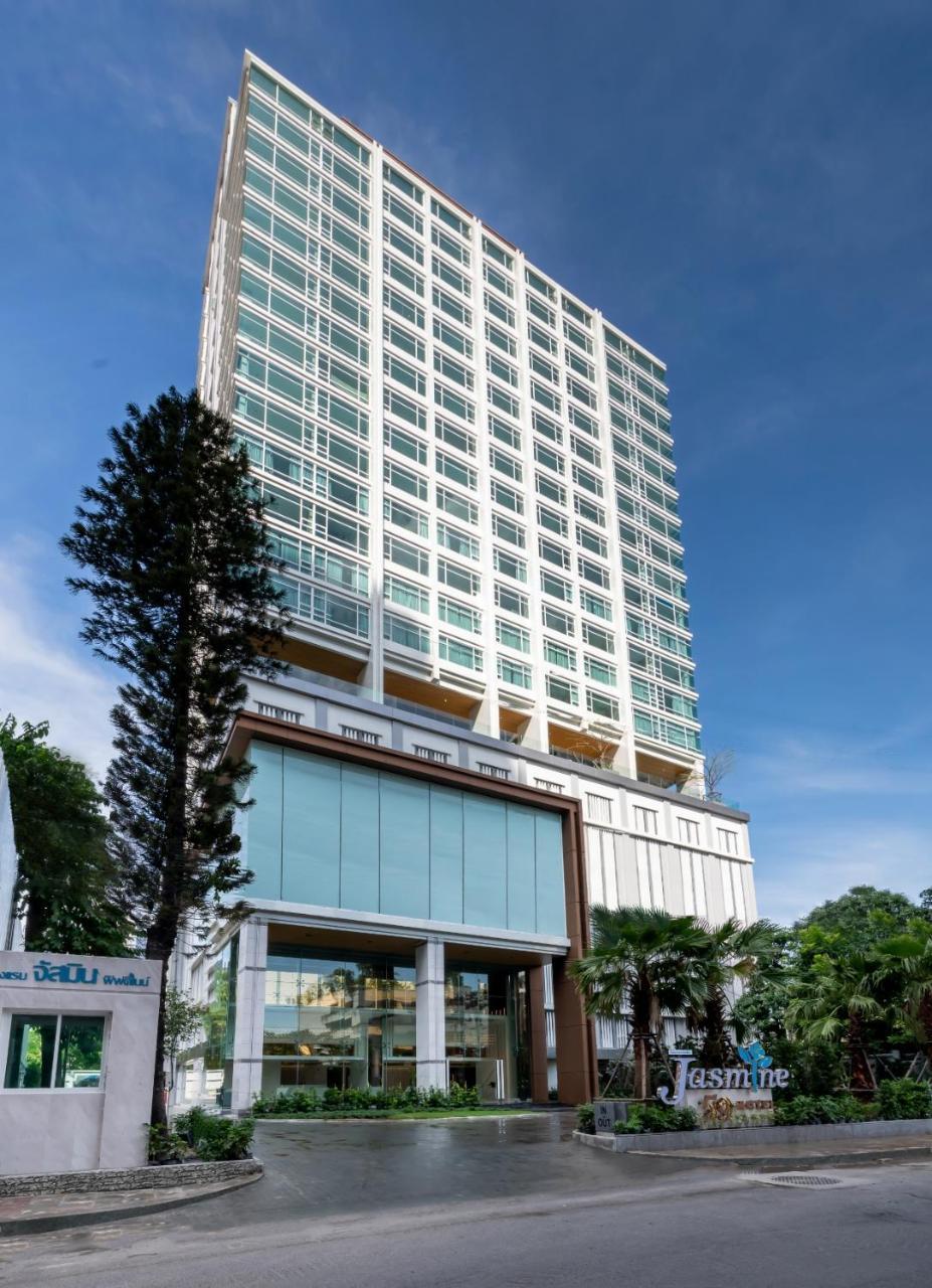 Jasmine 59 Hotel Banguecoque Exterior foto The building of the university